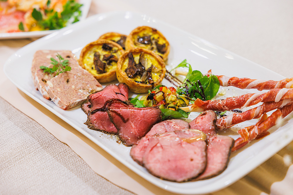 富士市フィーノ記念日の会食プランのお料理