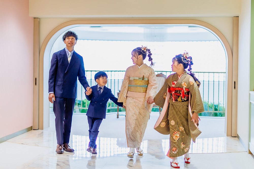 静岡市・富士市・沼津市のドレス専門店フィーノ記念日の家族写真の記念撮影