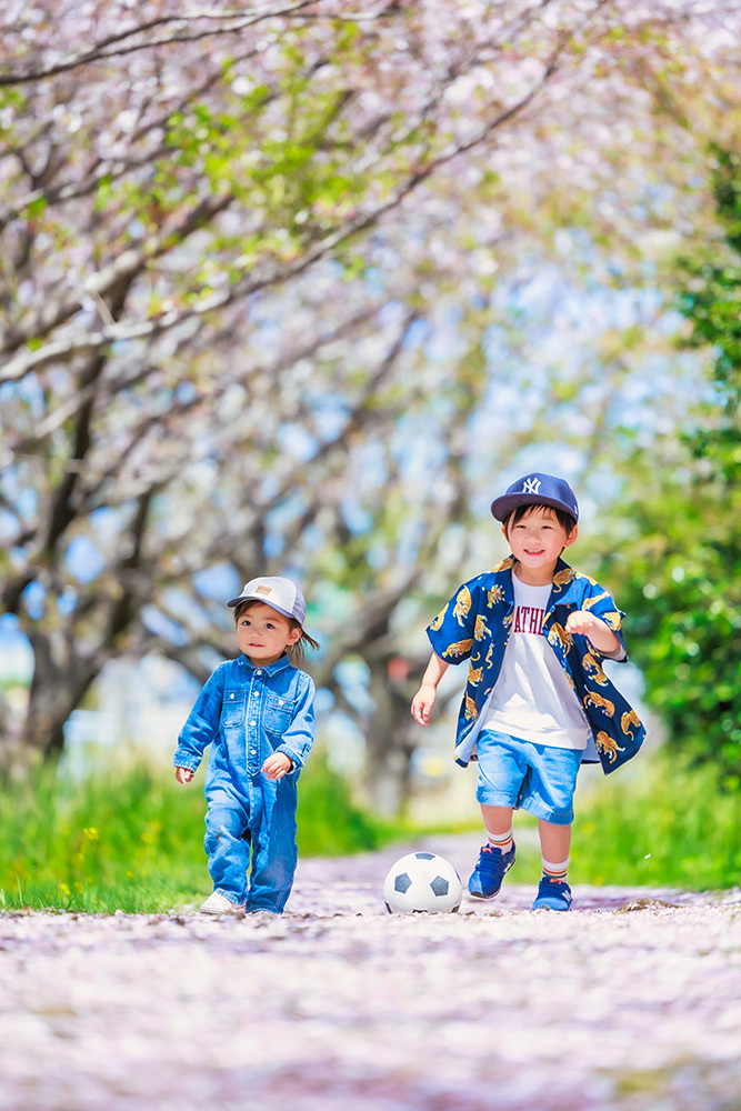 静岡市・富士市・沼津市のドレス専門店フィーノ記念日の家族写真の記念撮影