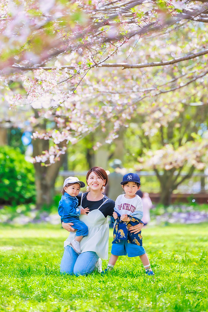 静岡市・富士市・沼津市のドレス専門店フィーノ記念日の家族写真の記念撮影