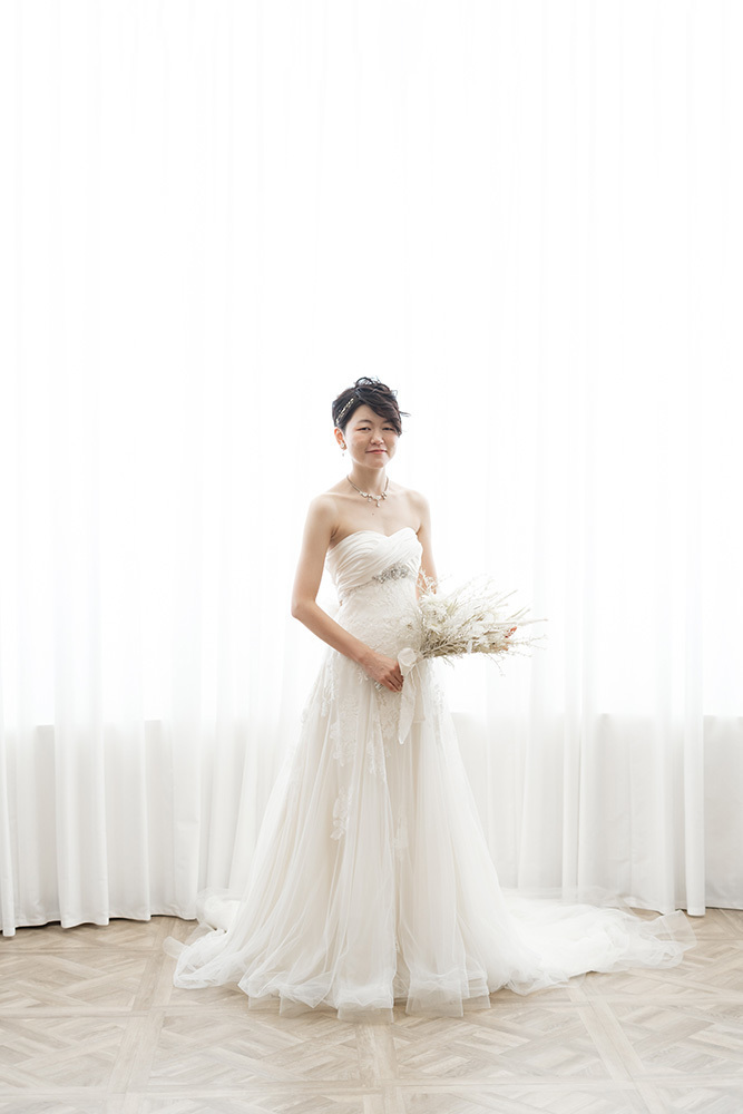 静岡市・富士市・沼津市のドレス専門店フィーノ記念日のソロウエディングの記念撮影