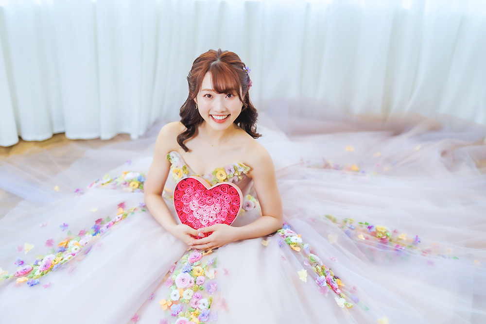 静岡市・富士市・沼津市のドレス専門店フィーノ記念日のソロウエディングの記念撮影