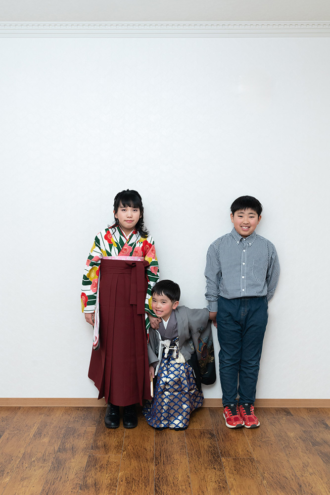 静岡市・富士市・沼津市のドレス専門店フィーノ記念日の卒業式の記念撮影