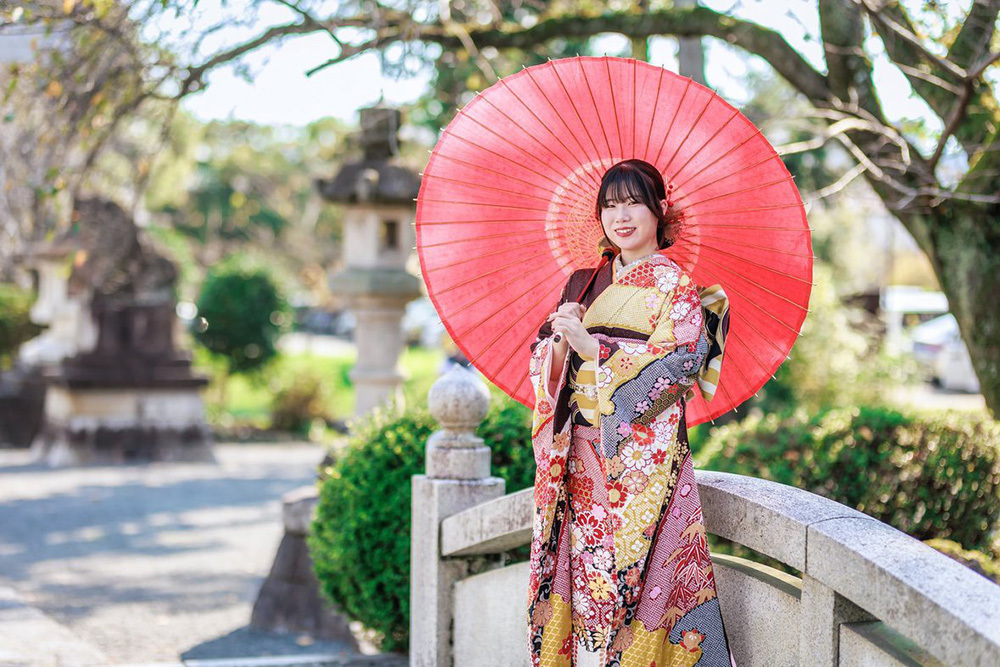 富士市の記念写真撮影・フィーノ富士店の富士宮浅間大社での成人式前撮りの撮影