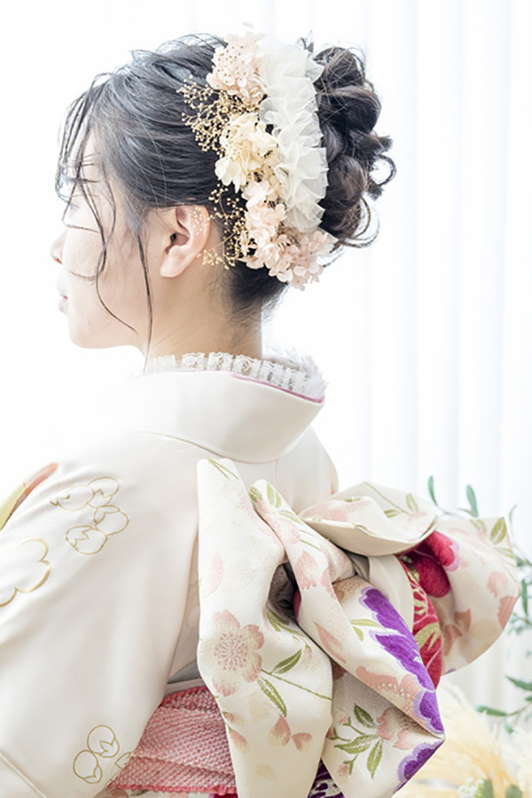 静岡県富士市のフィーノ記念日で撮影した成人式の記念写真のヘアメイク