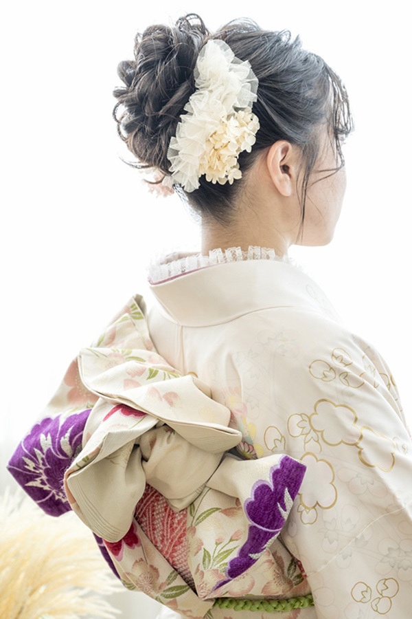 静岡県富士市のフィーノ記念日で撮影した成人式の記念写真のヘアメイク